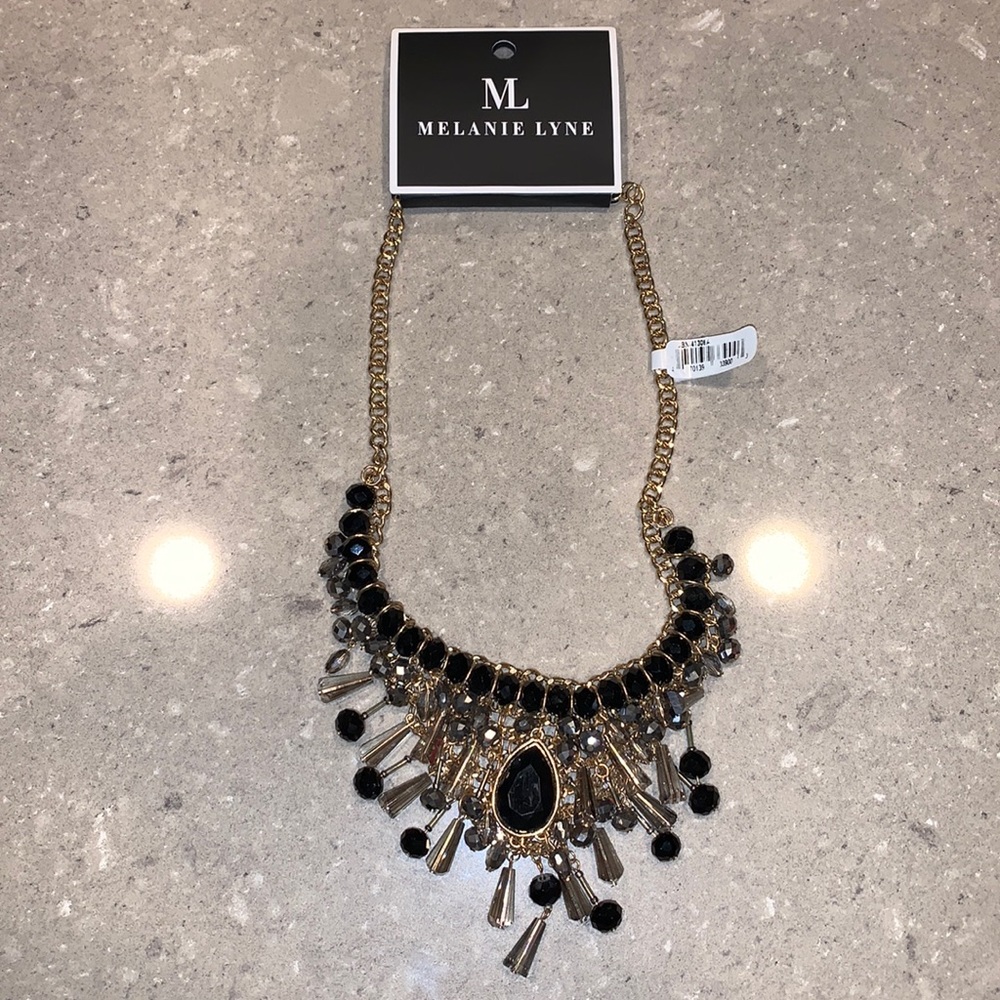 Melanie Lyne necklace. Brand new with tag.